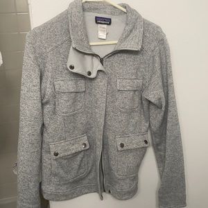 Women’s Patagonia grey jacket